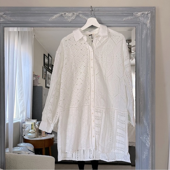 NWT Spell & The Gypsy Collective Lottie Oversized Eyelet Button Shirt Dress S - Picture 7 of 7